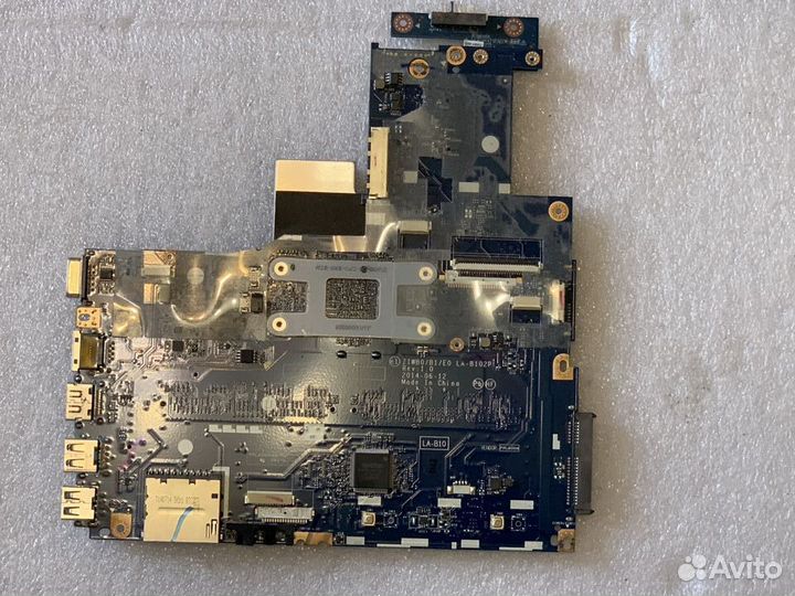 Материнская плата Lenovo LA-B102P