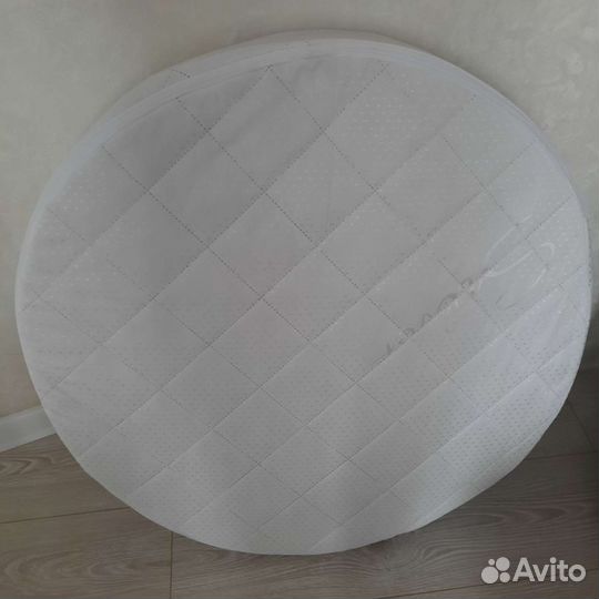 Матрас детский в круглую кроватку новый