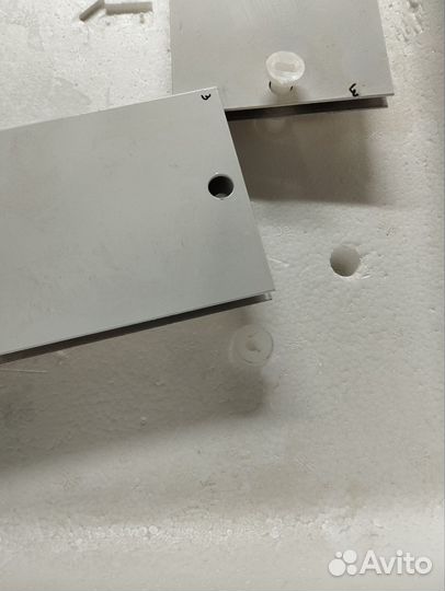 Инкубатор на 104 яйца 220/12В с вентиляцией