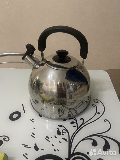 Чайник со свистком