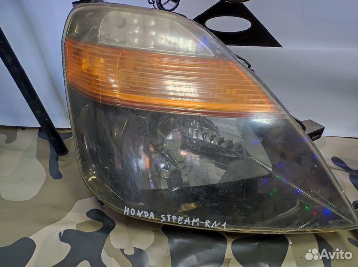 Фара Honda Stream RN1