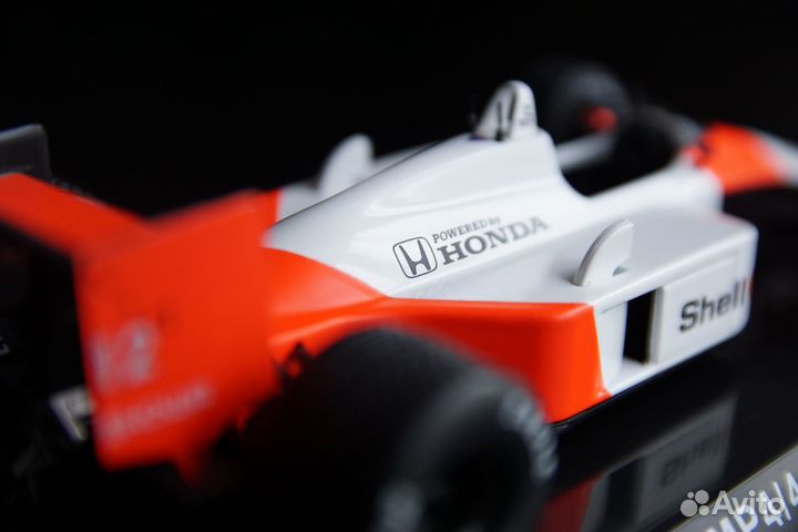 Formula 1 McLaren Mp4/4 1988 Senna 1:24