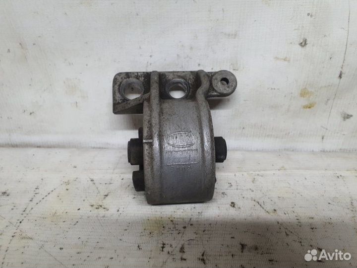 Подушка (опора) двигателя Kia Spectra седан S6D