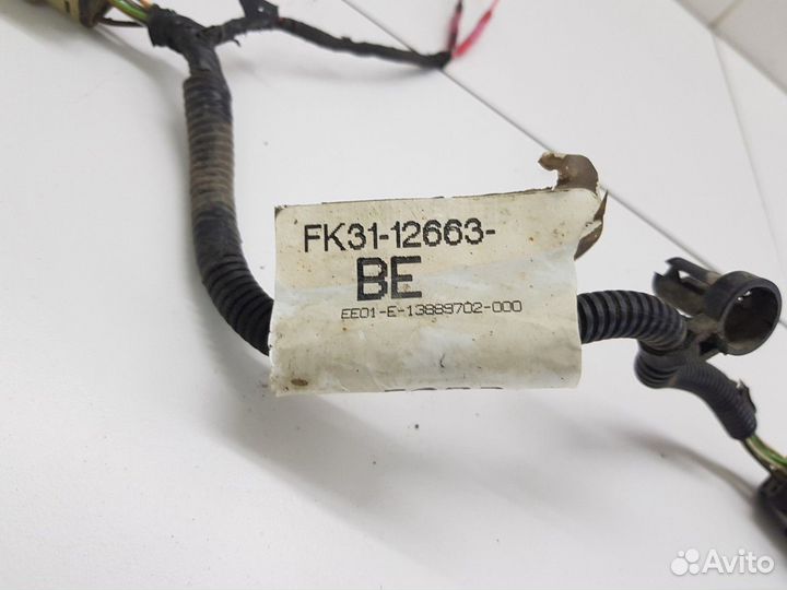 Электропроводка заднего правого фонаря