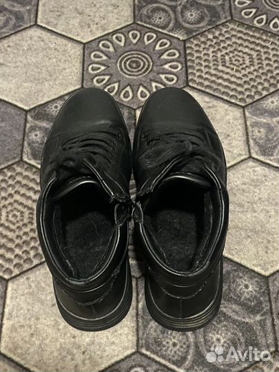 Кожаные зимние ботинки 44 размер