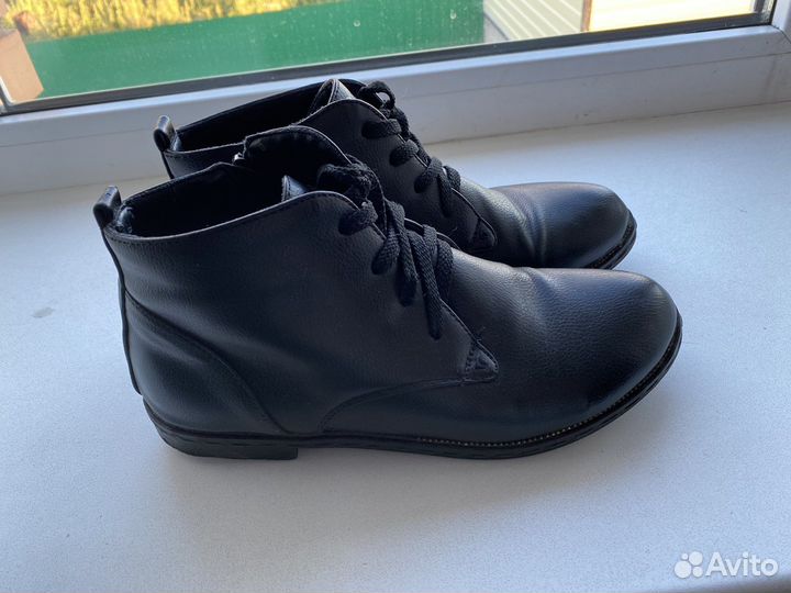 Ботинки женские 38 размера