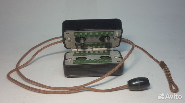 Устройство для заточки лезвий бритвы СССР