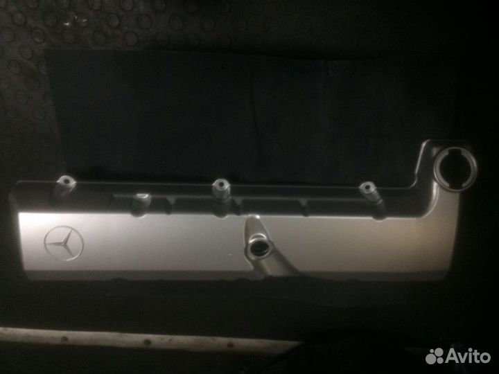 Клапанная крышка Mercedes Sprinter om602,2.9