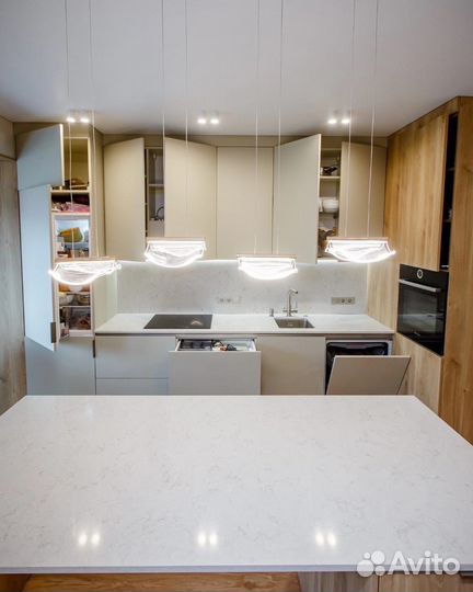 Кухня на заказ Угловая в Рассрочку