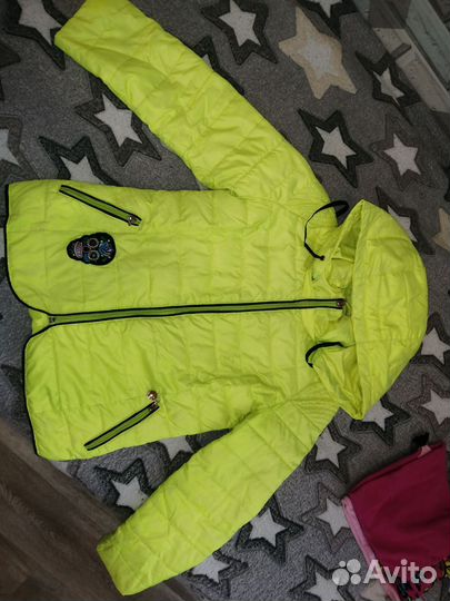 Куртки на девочку