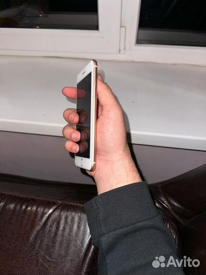 iPhone 8 Plus, 64 ГБ