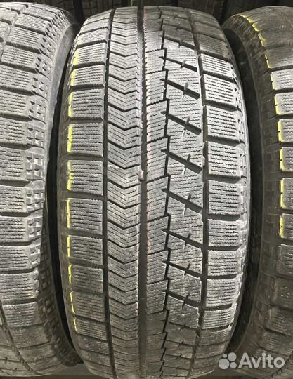 Bridgestone Blizzak VRX 215/60 R16 95S