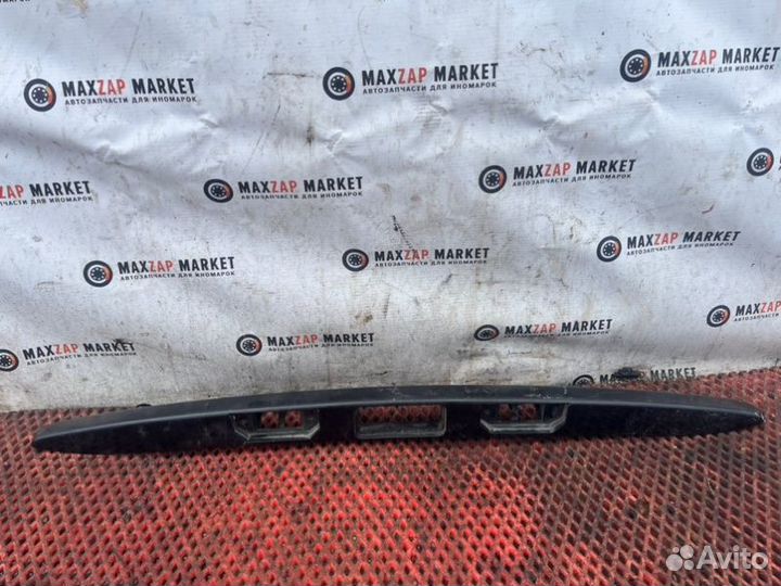 Накладка крышки багажника Ford Focus 2 седан