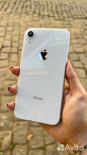 iPhone Xr, 64 ГБ
