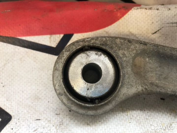 Рычаг подвески задний правый Mercedes-Benz