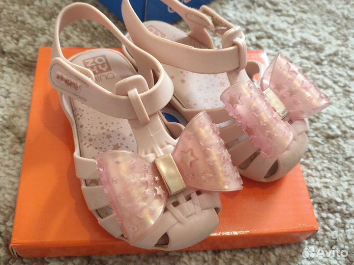 Босоножки для девочки