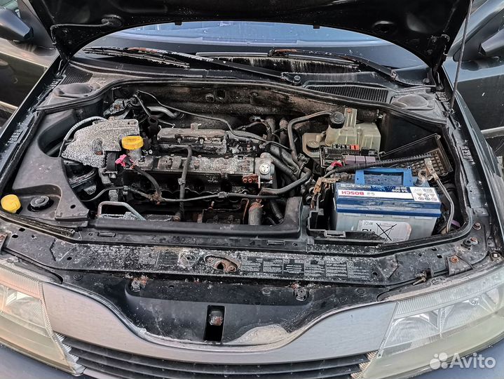Renault Laguna 2.0 МТ, 2002, битый, 277 000 км