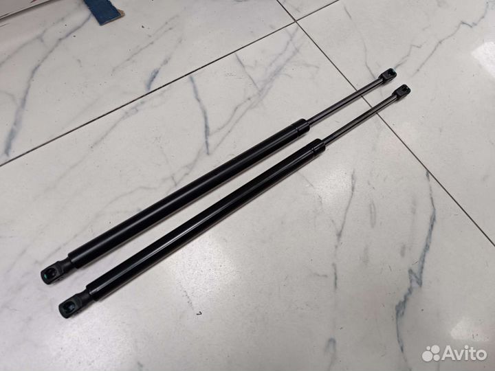 Амортизаторы багажника Mercedes-Benz W164 ML