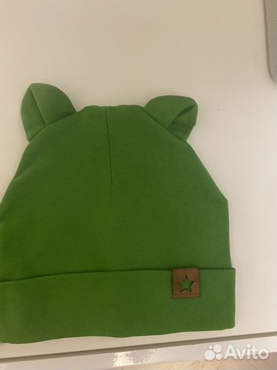Шапка трикотажная новая с ушками
