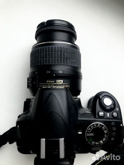 Зеркальная камера Nikon D3100