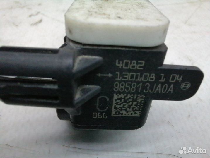 Датчик удара Infiniti M37 Y51 3.7 2013