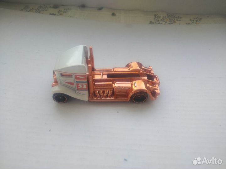 Модель автомобиля