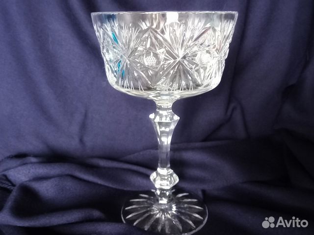 Хрустальная ваза-конфетница на ножке, СССР