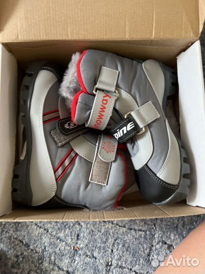 Лыжные ботинки