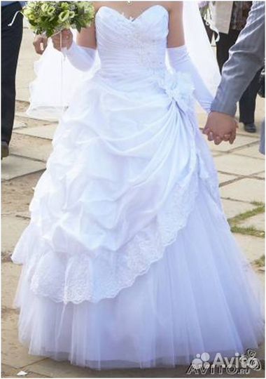 Свадебное платье