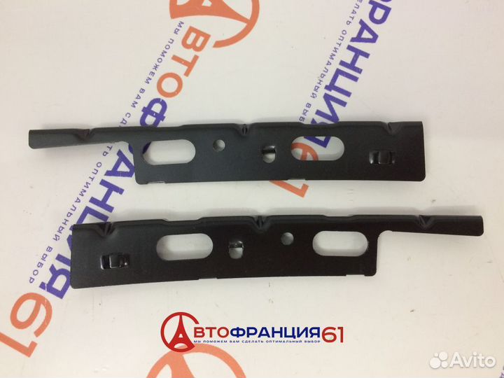 Кронштейн переднего бампера, 742139 citroen C5(X7)
