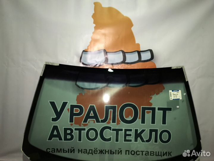 Лобовое стекло Toyota Matrix (II)