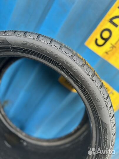 Pirelli Winter Sottozero 240 Serie II 295/30 R20 97V