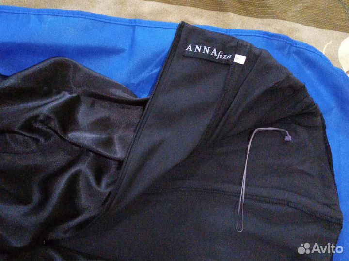 Платье вечернее