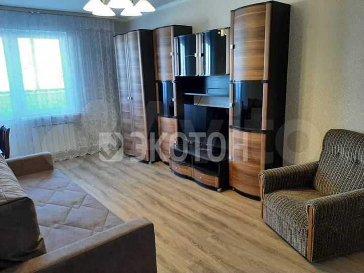 2-к. квартира, 65 м², 8/19 эт.