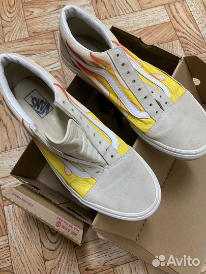 Vans flame true white