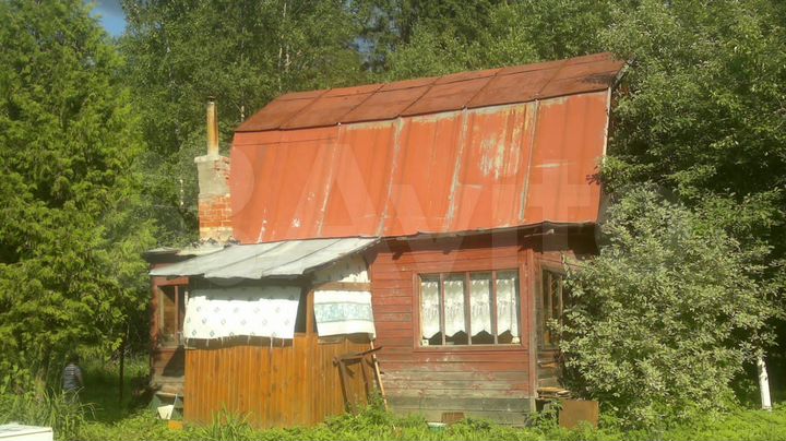 Дом 45 м² на участке 5,5 сот.