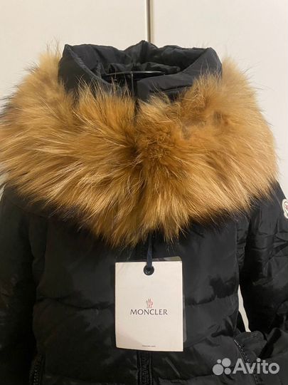 Пуховик Moncler