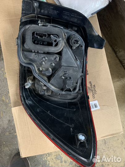 Фонарь задний левый рено логан2 14