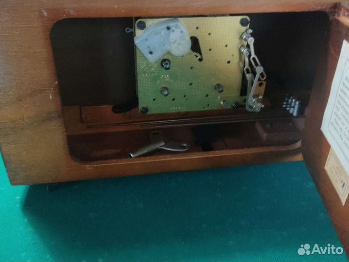 Часы настольные СССР весна