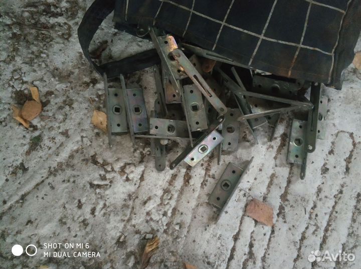 Оконный замок и ручки