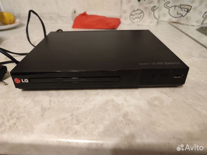 Dvd плеер lg dp132