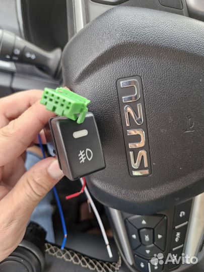 Кнопка переключения птф. Isuzu d-max