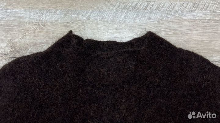 Женский мохеровый коричневый свитер Sarah pacini