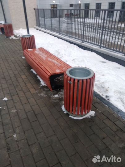 Скамейка стальная «Пифагор» без спинки 5,5 м