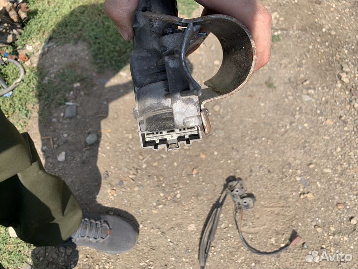 Замок зажигания Ford Fusion