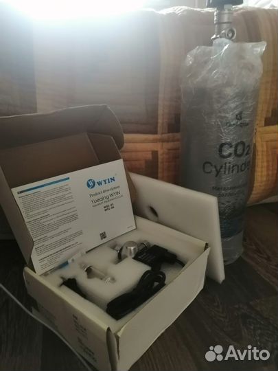 Баллон для подачи CO2 и редуктор