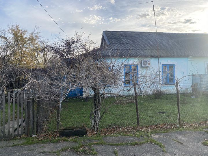 Дом 24,5 м² на участке 4 сот.