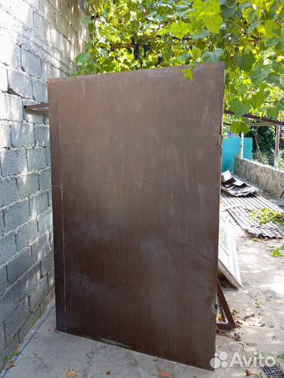 Дверь металлическая