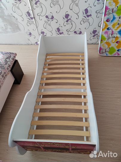 Детская кровать карета