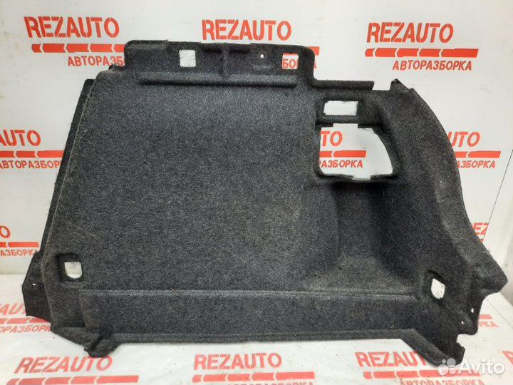 Обшивка багажника правая Mazda Mazda3 BL lfvd 2010